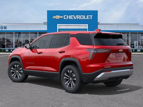 New 2027 Chevrolet Equinox LT w/ Convenience Package II FWD image 3