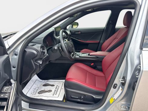 Used 2025 Lexus IS 350 F Sport RWD image 16