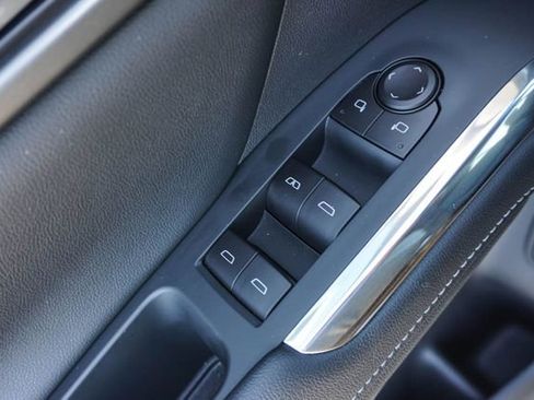 Used 2026 Chevrolet Traverse LT AWD/4WD image 14