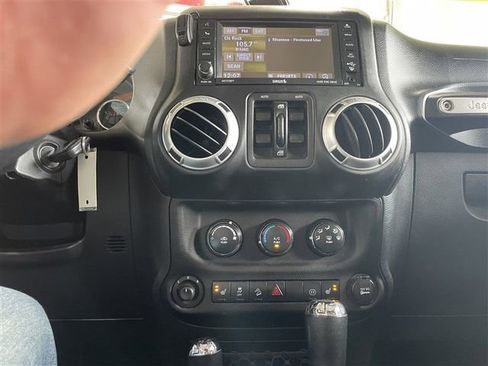 Used 2012 Jeep Wrangler Unlimited Sahara w/ Dual Top Group AWD/4WD image 16