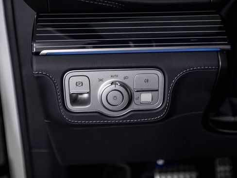 Used 2025 Mercedes-Benz GLE 53 AMG 4MATIC Coupe image 35