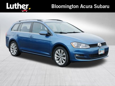Used 2015 Volkswagen Golf SE image 1