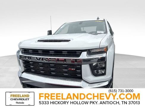 Used 2023 Chevrolet Silverado 2500 LT AWD/4WD image 6