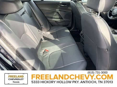 Used 2017 Jaguar XE image 22