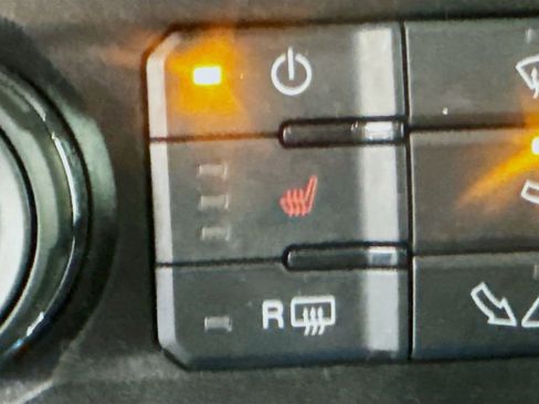 Used 2019 Ford F150 XLT w/ Equipment Group 302A Luxury image 26