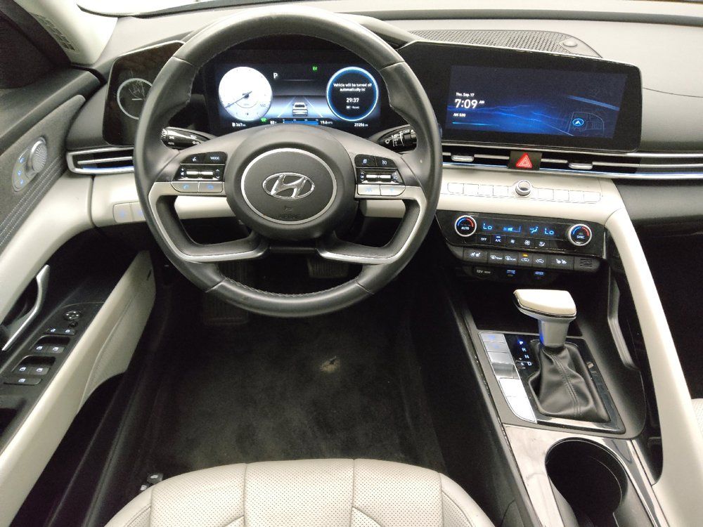 Used 2023 Hyundai Elantra Limited FWD image 22