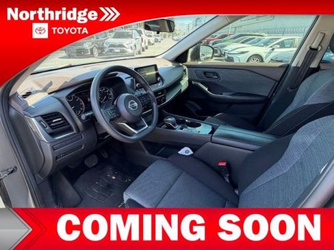 Used 2021 Nissan Rogue S FWD image 5