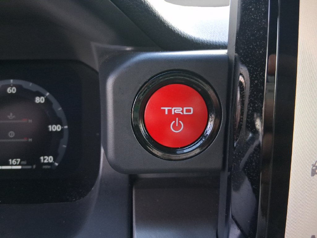 Used 2025 Toyota Tacoma TRD Sport w/ TRD Sport Upgrade Package AWD/4WD image 16