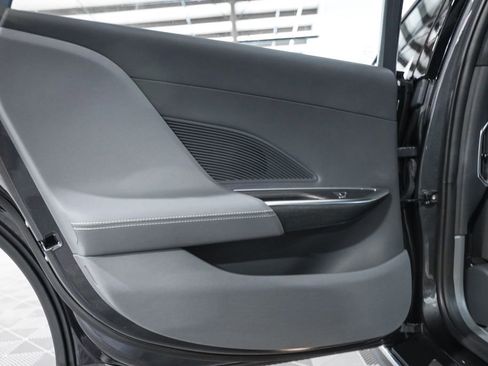 Used 2023 Lucid Air Grand Touring image 42