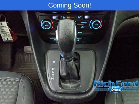 Used 2020 Ford Transit Connect XLT image 15