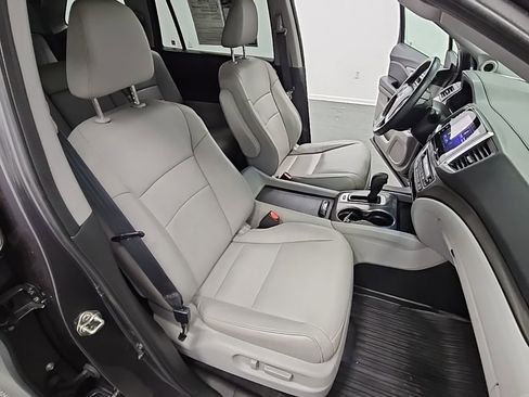 Used 2017 Honda Pilot EX-L image 41