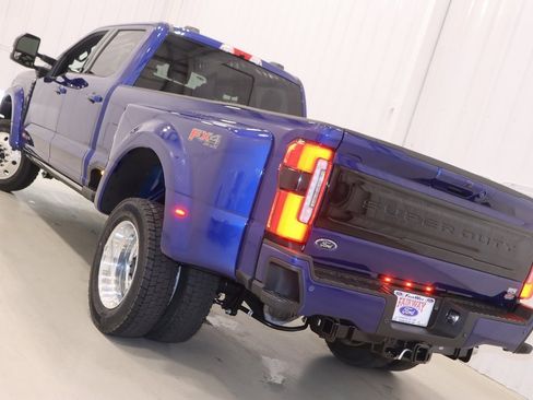 New 2026 Ford F450 Platinum w/ FX4 Off-Road Package image 33