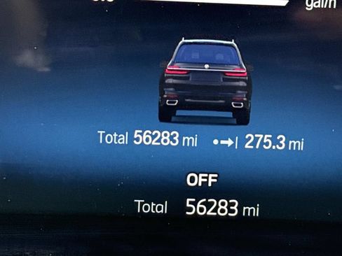 Used 2023 BMW X7 xDrive40i w/ Executive Package AWD/4WD image 25