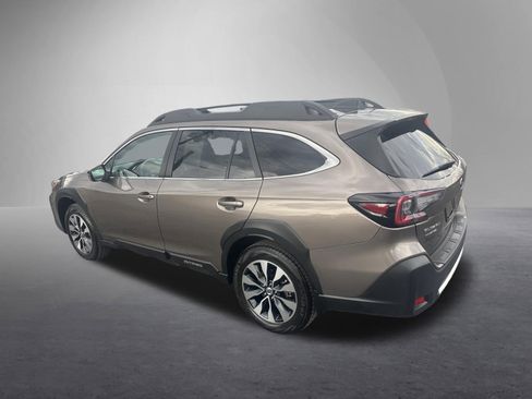 Used 2024 Subaru Outback Limited AWD/4WD image 6