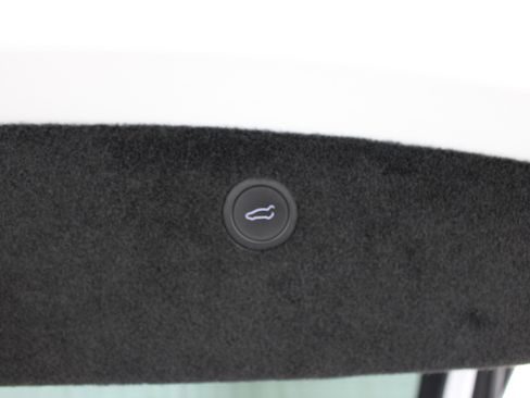 Used 2024 Tesla Model X Plaid image 21