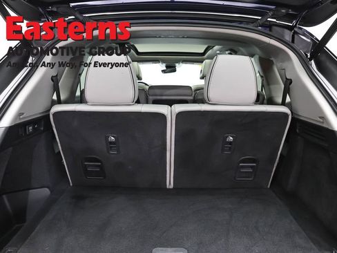Used 2022 Acura MDX SH-AWD w/ Advance Package image 9