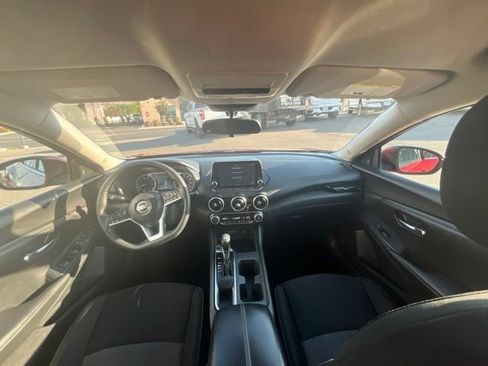 Used 2020 Nissan Sentra SV FWD image 33