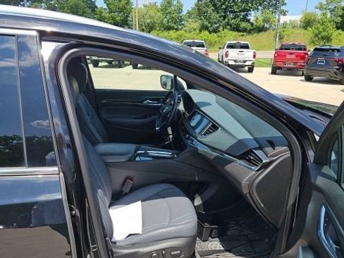 Certified 2024 Buick Enclave Essence w/ Sport Touring Edition AWD/4WD image 5