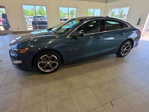 Used 2024 Chevrolet Malibu LT FWD image 12