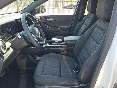 Used 2025 Chevrolet Equinox LT image 7