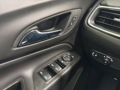 Used 2024 Chevrolet Equinox LT image 15