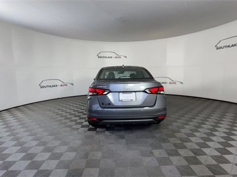 Used 2025 Nissan Versa SV w/ Trunk Package image 7