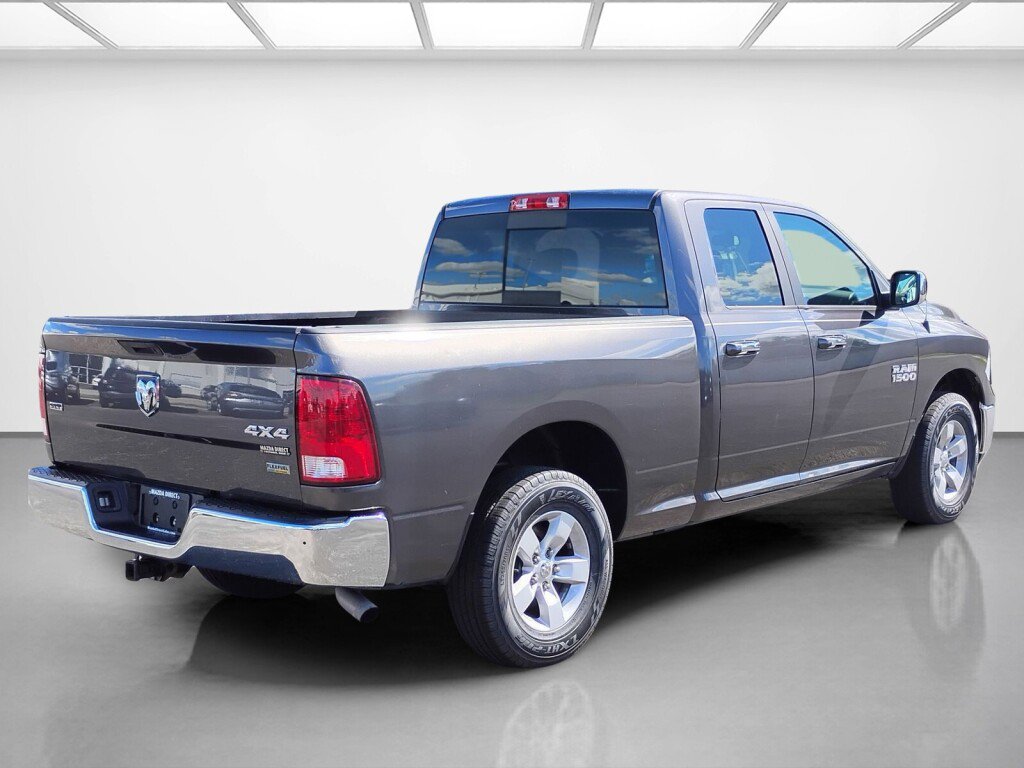 Used 2017 RAM 1500 Classic SLT AWD/4WD image 5