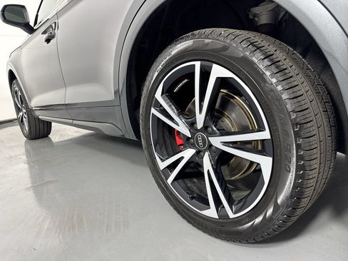 Used 2025 Audi Q5 2.0T Premium Plus AWD/4WD image 3