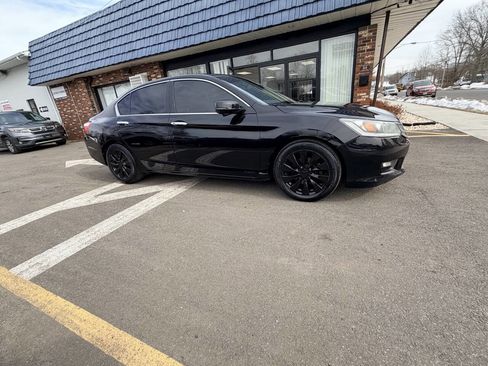 Used 2015 Honda Accord EX-L image 7