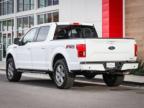 Used 2018 Ford F150 Lariat w/ Equipment Group 502A Luxury AWD/4WD image 6