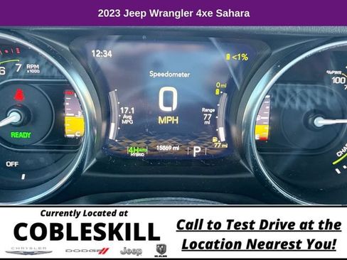 Used 2023 Jeep Wrangler Unlimited Sahara AWD/4WD image 12