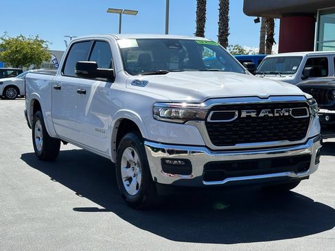 Certified 2025 RAM 1500 Big Horn AWD/4WD image 9