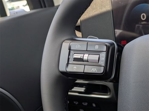 New 2026 Hyundai Ioniq 9 SEL image 18