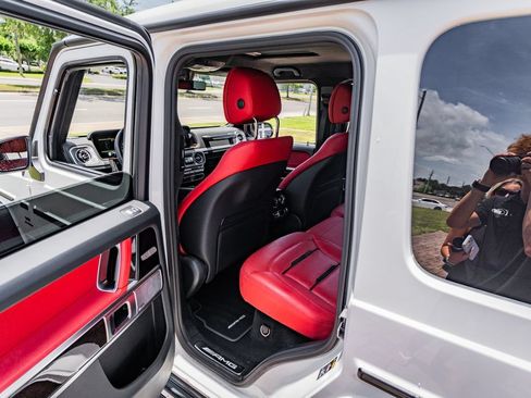 Used 2024 Mercedes-Benz G 63 AMG 4MATIC image 37