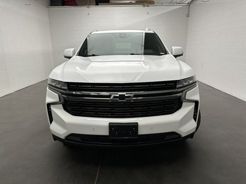 Used 2022 Chevrolet Tahoe RST w/ Luxury Package AWD/4WD image 4