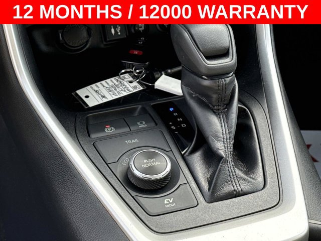 Used 2019 Toyota RAV4 XLE w/ Carpet Mat Package AWD/4WD image 20