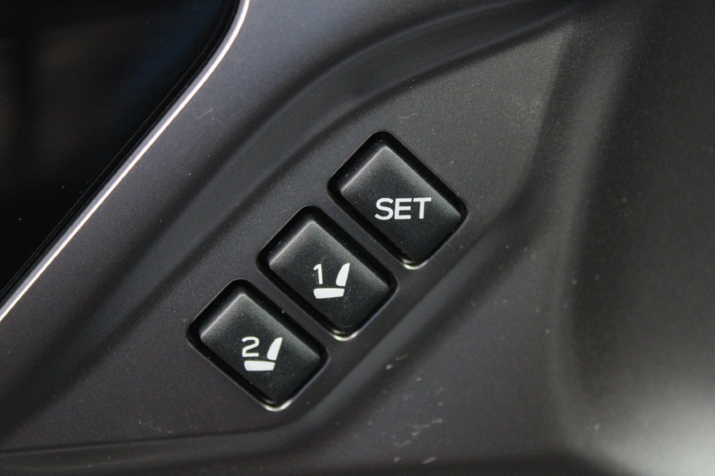 Used 2024 Subaru Outback Premium AWD/4WD image 4