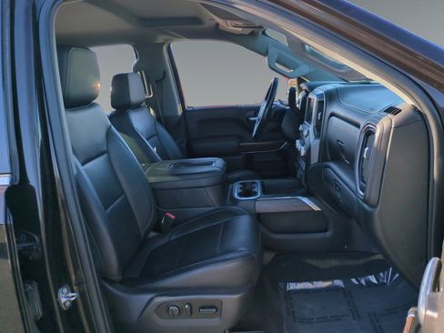 Used 2019 GMC Sierra 1500 SLT image 18