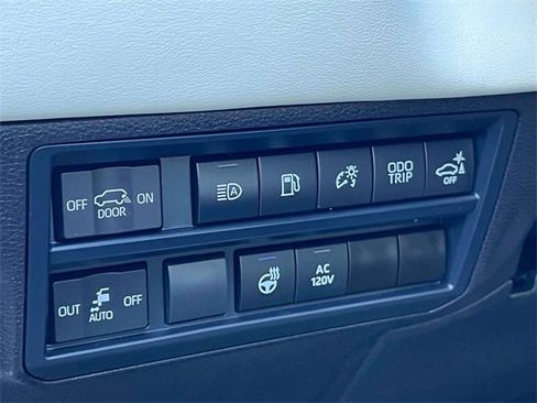 Certified 2024 Toyota Sequoia Capstone image 25