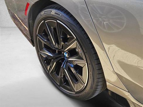 Certified 2023 BMW 740i 740i image 7