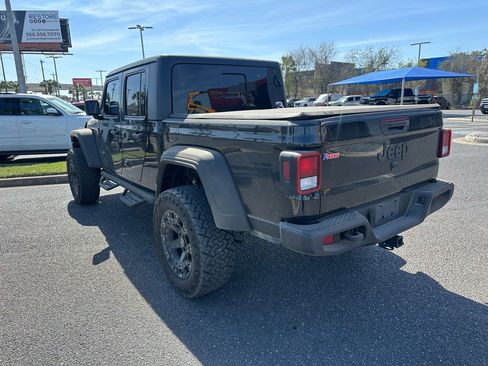 Used 2020 Jeep Gladiator Sport w/ Quick Order Package 24S image 4