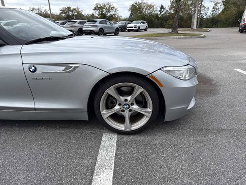 Used 2014 BMW Z4 sDrive28i image 12