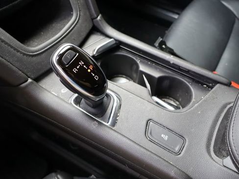 Used 2019 Cadillac XT5 Luxury image 28