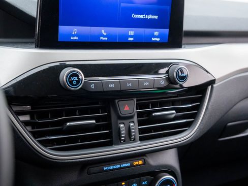 Used 2021 Ford Escape SEL w/ Technology Package image 23