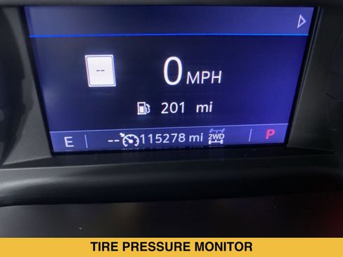 Certified 2019 Chevrolet Silverado 1500 LTZ w/ LTZ Premium Package AWD/4WD image 4
