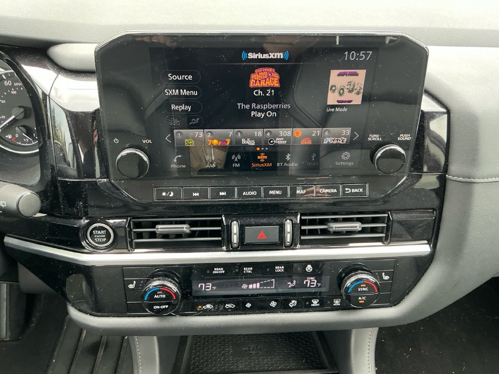 Used 2022 Nissan Pathfinder SL w/ SL Premium Package AWD/4WD image 17