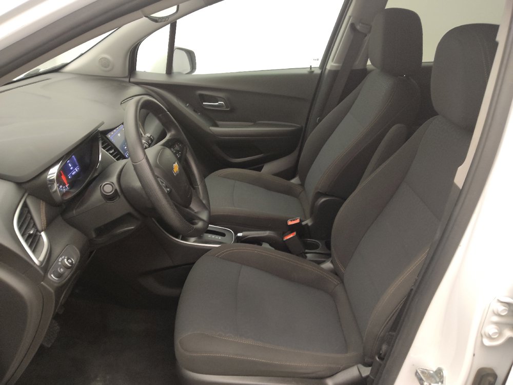 Used 2020 Chevrolet Trax LS w/ Tint and Cruise Package FWD image 17