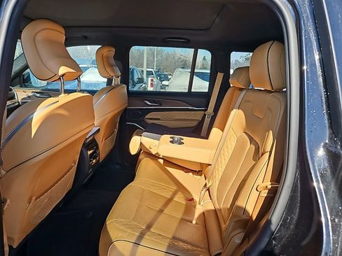 Used 2022 Jeep Grand Cherokee Summit image 14