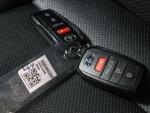 Certified 2025 Toyota Grand Highlander AWD Hybrid image 43