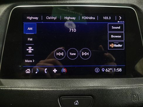 Used 2020 Cadillac XT4 Premium Luxury image 25